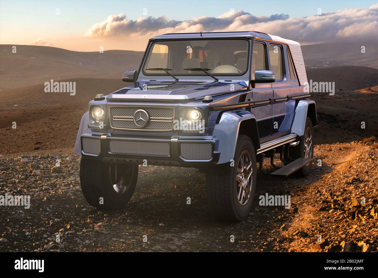 Mercedes-Maybach G 650 Landaulet su una strada di montagna Foto Stock