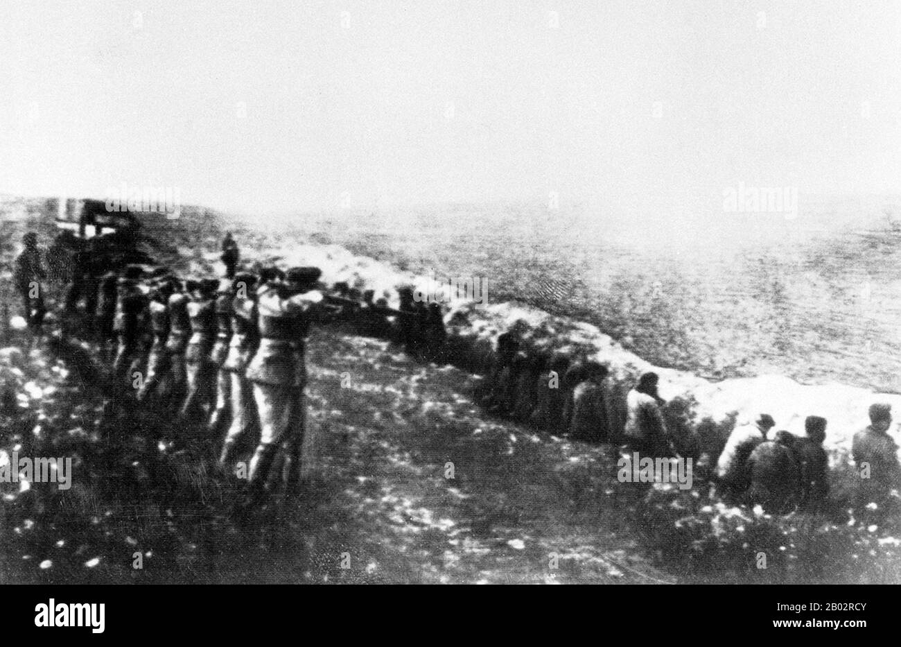 Babi Yar è un burrone nella capitale Ucraina Kiev e il sito di una serie di massacri compiuti dalle forze tedesche e dai collaboratori nazisti locali durante la loro campagna contro l'Unione Sovietica. I più noti e meglio documentati di questi massacri si sono succeduti il 29 e 30 settembre 1941, dove 33.771 ebrei sono stati uccisi in un'unica operazione. La decisione di uccidere tutti gli ebrei a Kiev è stata presa dal governatore militare, dal generale Maggiore Kurt Eberhard, dal comandante della polizia del gruppo dell'esercito sud, dal SS-Obergruppenführer Friedrich Jeckeln e dal comandante otto Rasch, Einsatzgruppe C. E 'stato portato o Foto Stock