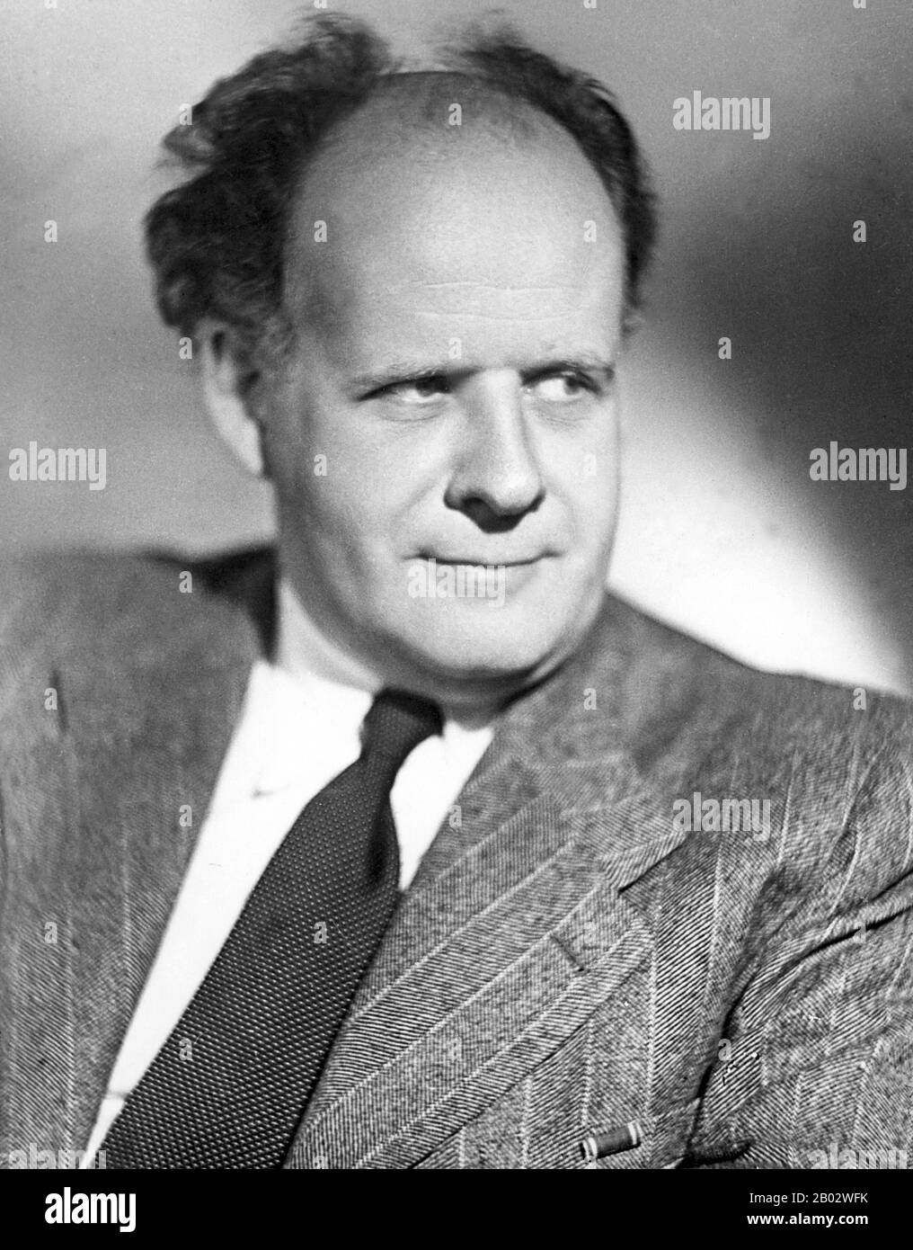 Sergei Mikhailovich Eisenstein (22 gennaio 1898 – 11 febbraio 1948) è stato un . Si nota in particolare per i suoi film silenziosi Strike (1925), Battleship Potemkin (1925) e ottobre (1928), così come le epiche storiche Alexander Nevsky (1938) e Ivan Il Terribile (1944, 1958). Foto Stock