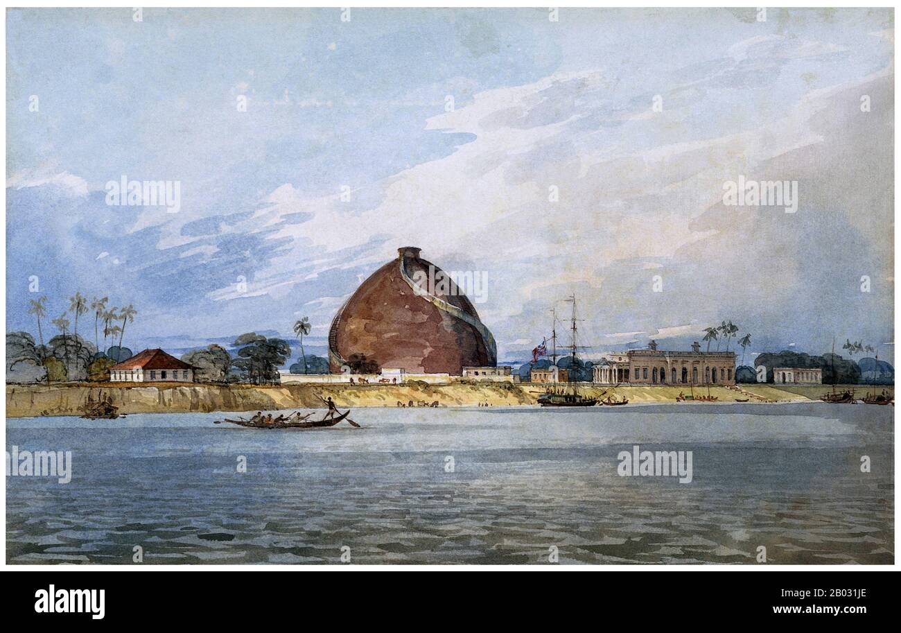 Il Golghar o Gol Ghar ('casa rotonda') si trova ad ovest del Gandhi Maidan a Patna, capitale dello stato di Bihar, India. È un granaio costruito dal capitano John Garstin, nel 1786. Costruito in stile architettonico Stupa, l'edificio ha una larghezza di 125 m e un'altezza di 29 m. È senza colonne con una parete spessa 3,6 m alla base. La scala a spirale è stata progettata per facilitare il passaggio dei lavoratori che hanno caricato e scaricato il grano. Foto Stock
