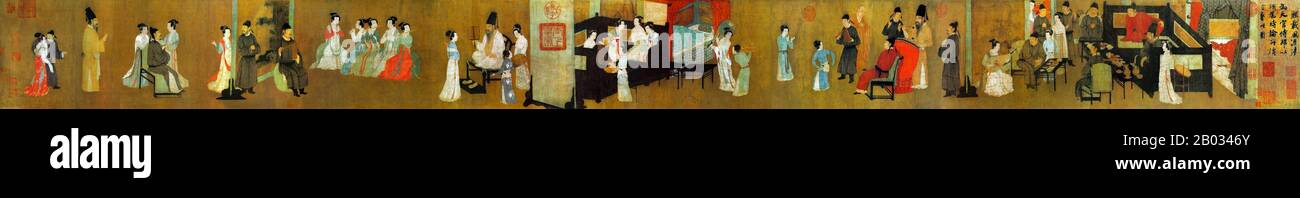 'The Night Revels of Han Xizai' è un rotolo dipinto raffigurante Han Xizai, un ministro dell'imperatore Tang meridionale li Yu (937-978). Questo dipinto narrativo è diviso in cinque sezioni distinte: Han Xizai ascolta la pipa, guarda i ballerini, prende un riposo, ascolta la musica, e poi vede gli ospiti fuori. L'originale, dipinto da GU Hongzhong (937-975), è perso, ma una copia del 12th secolo, ospitato nel Museo del Palazzo di Pechino, sopravvive (qui riprodotto). Lo scorrimento completo deve essere visualizzato da destra a sinistra. Foto Stock