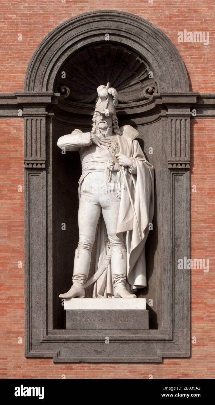Joachim-Napoléon Murat (Gioacchino Murat, 25 marzo 1767 – 13 ottobre 1815) è stato un maresciallo di Francia e ammiraglio di Francia sotto il regno di Napoleone. Fu anche il Principe Murat 1st, Granduca di Berg dal 1806 al 1808, e Re di Napoli dal 1808 al 1815. Murat ha ricevuto i suoi titoli in parte, essendo cognato di Napoleone attraverso il matrimonio con la sorella minore, Caroline Bonaparte, così come merito personale. Fu notato come un ufficiale audace, coraggioso e carismatico della cavalleria e come un comò fiammeggiante, per il quale era conosciuto come 'il Re Dandy'. Foto Stock