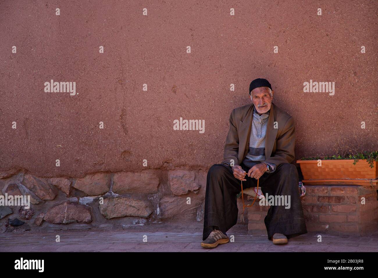 Uomo anziano nel villaggio di Abyaneh, Iran Foto Stock