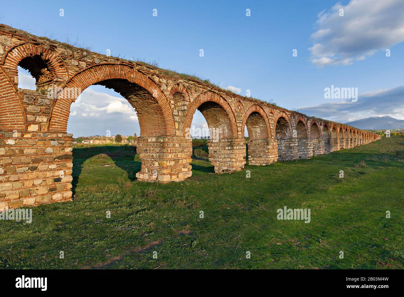 Acquedotto romano nei pressi di Skopje, Macedonia Foto Stock