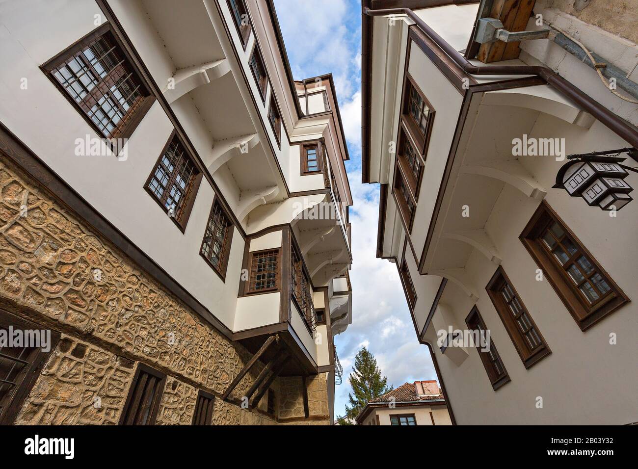 Case tradizionali nel centro storico di Ohrid, Macedonia Foto Stock