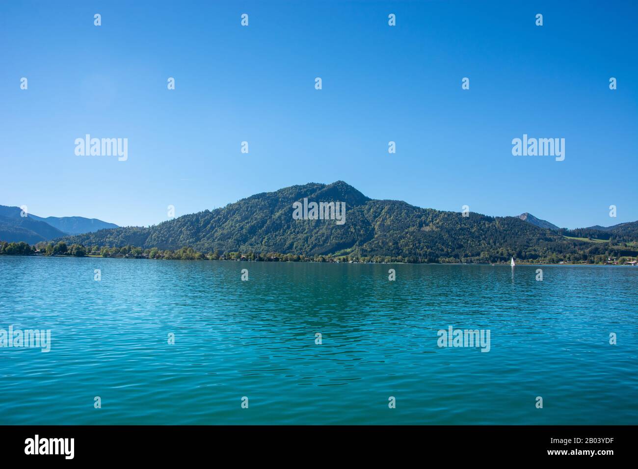 Lago Tegernsee nelle alpi bavaresi / Germania Foto Stock