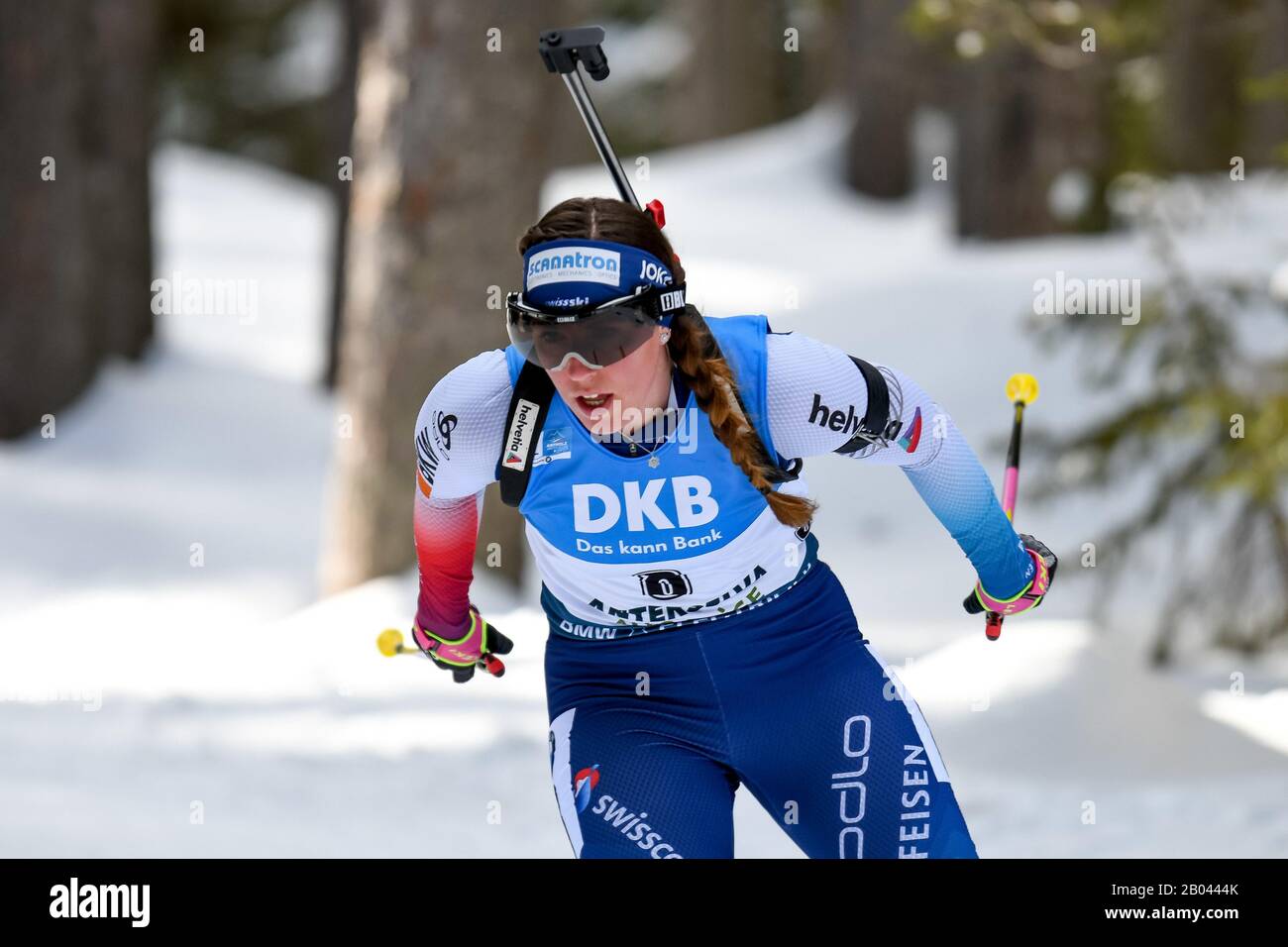 Haecki lena (sui) durante il Campionato Mondiale IBU Biathlon 2020 - Donna 7,5 Km Sprint, Anterselva (BZ), Italia, 14 Feb 2020, Winter Sports Biathlon Foto Stock