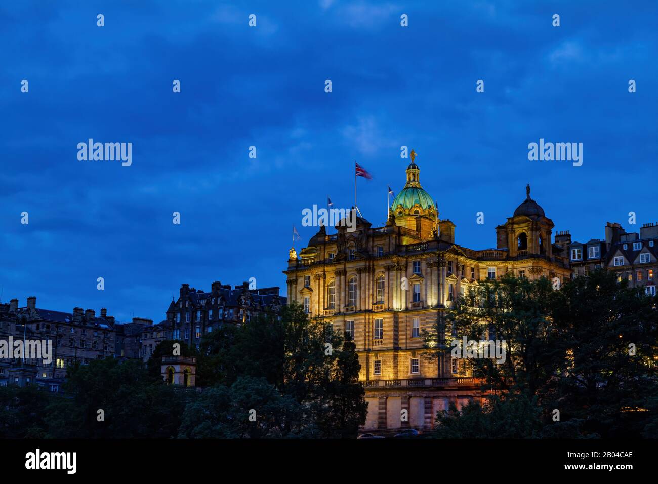 Vista notturna del Museo sul Mound di Edimburgo Foto Stock