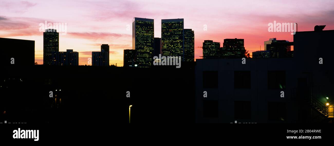 Silhouette di edifici in una città, Century City, Città di Los Angeles, California, Stati Uniti Foto Stock