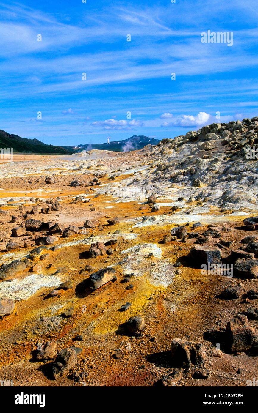 ISLANDA, AREA DEL LAGO MYVATN, AREA VULCANICA NAMASKARD, DEPOSITI DI ZOLFO Foto Stock