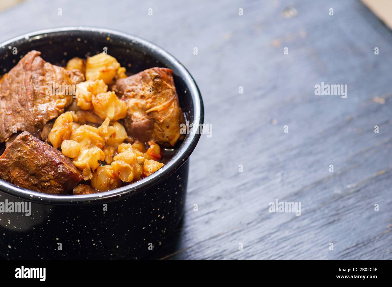 Pozole rosso messicano, ominy e stufato di maiale Foto Stock