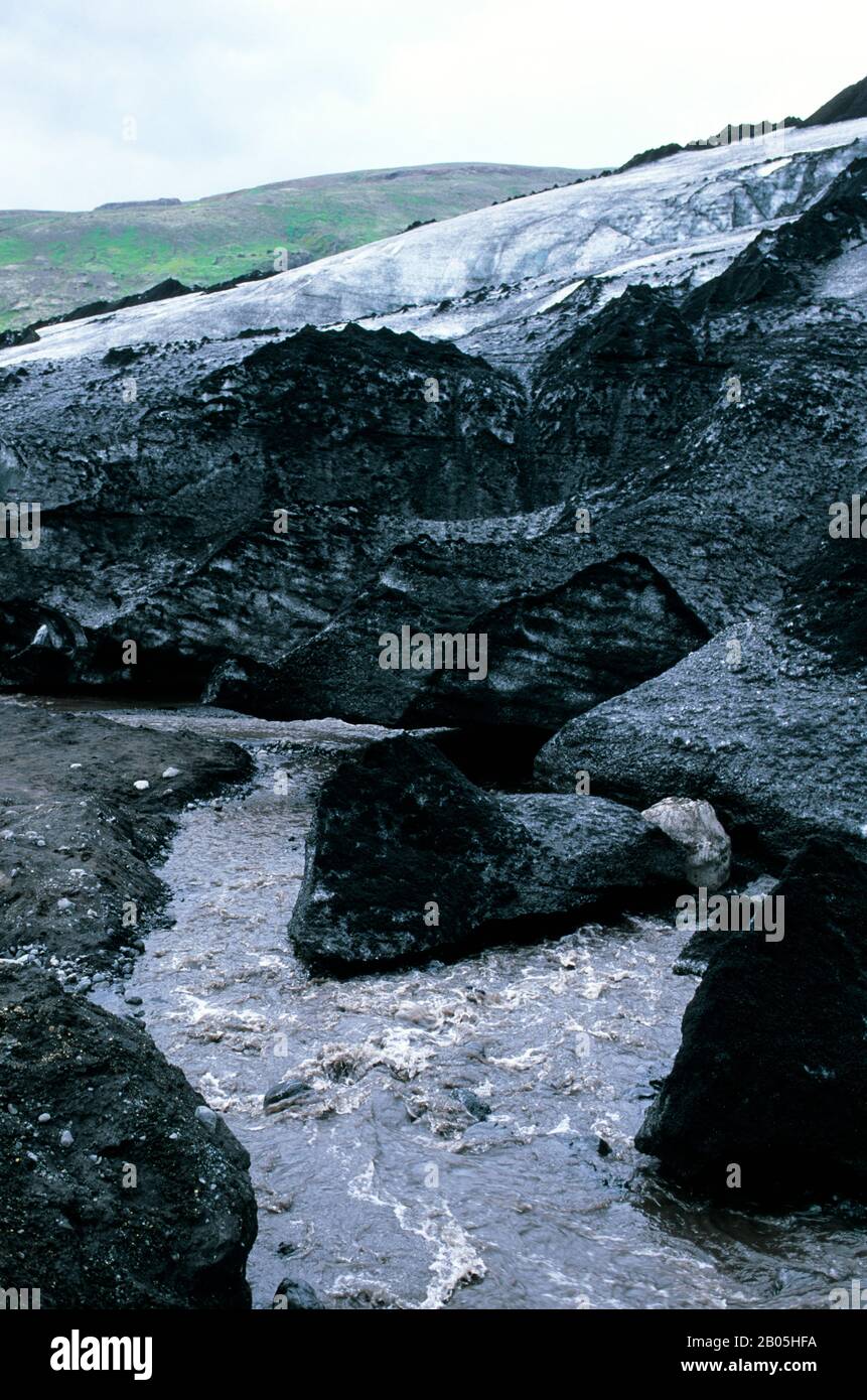 ISLANDA, COSTA SUD, VICINO A SKOGAR, SOLHEIMAJOKULL, LINGUA GLACIALE, MORAINE Foto Stock