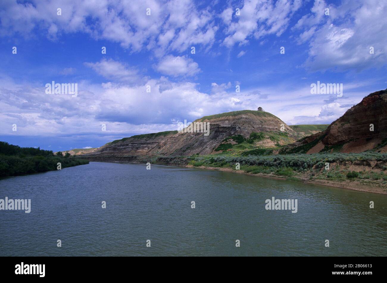 CANADA, ALBERTA, VICINO A DRUMHELLER, CANADIAN BADLANDS, RED DEER RIVER Foto Stock