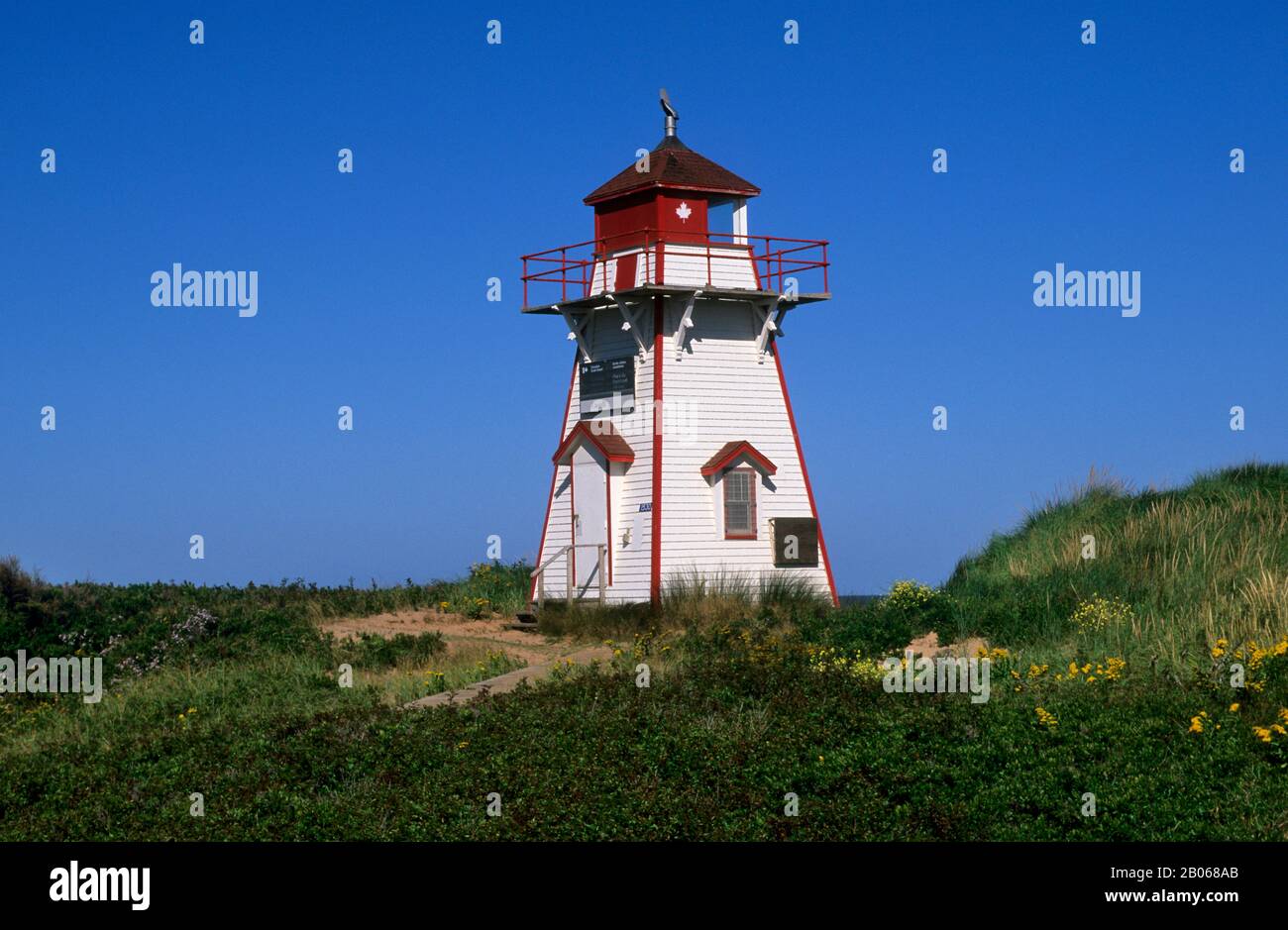 CANADA, PRINCE EDWARD ISLAND NATIONAL PARK, VICINO A DALVAY, DUNE DI SABBIA, FARO Foto Stock