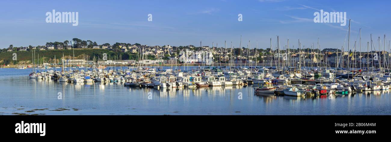 Porto di Camaret-sur-Mer, Dipartimento di Finistere, Francia Foto Stock
