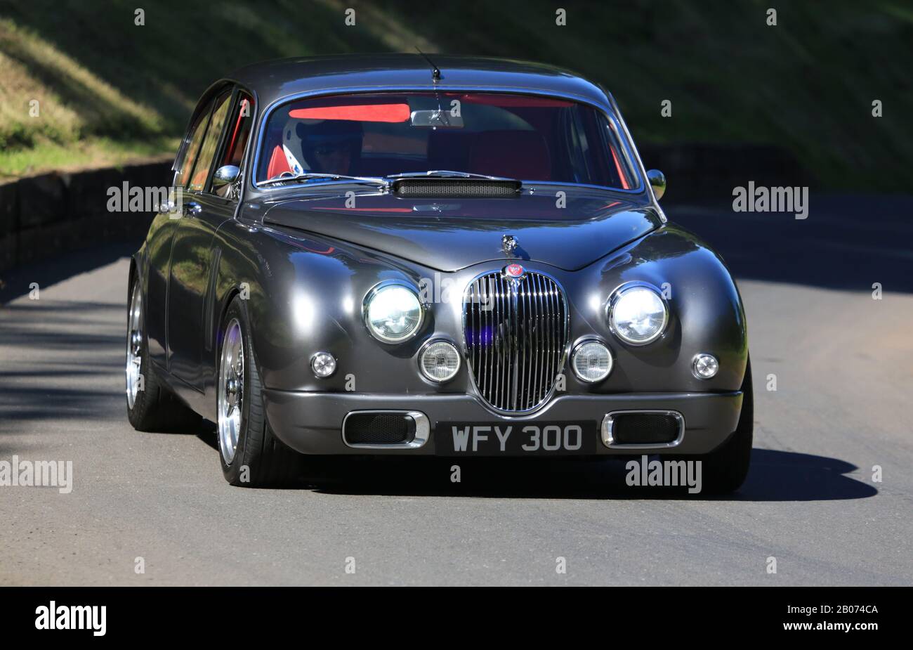 Il marchio Ian Callum Jaguar 2 alla Shelsley Walsh HillClimb, Worcestershire, Inghilterra, Regno Unito. Foto Stock