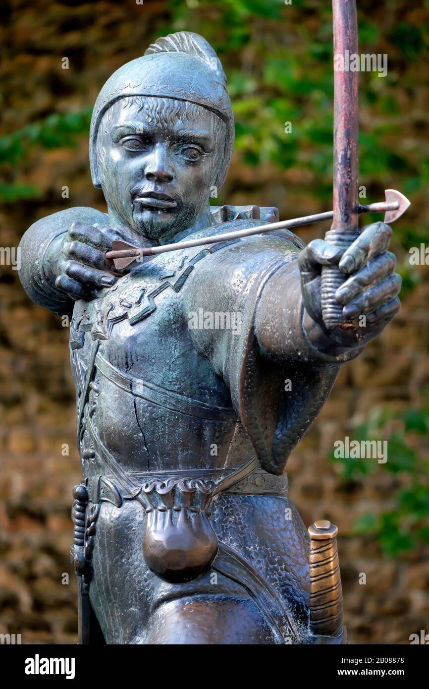 Robin Hood statua, Nottingham East Midlands, England, Regno Unito, Europa Foto Stock