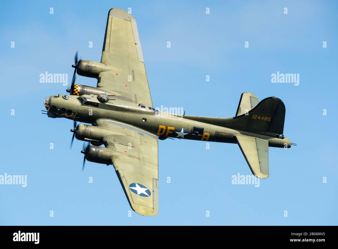 Il bellissimo Boeing B-17 Flying Fortress "Sally B", heavy bombarber sviluppato nella 1930s per il corpo aereo dell'esercito degli Stati Uniti (USAAC). Foto Stock