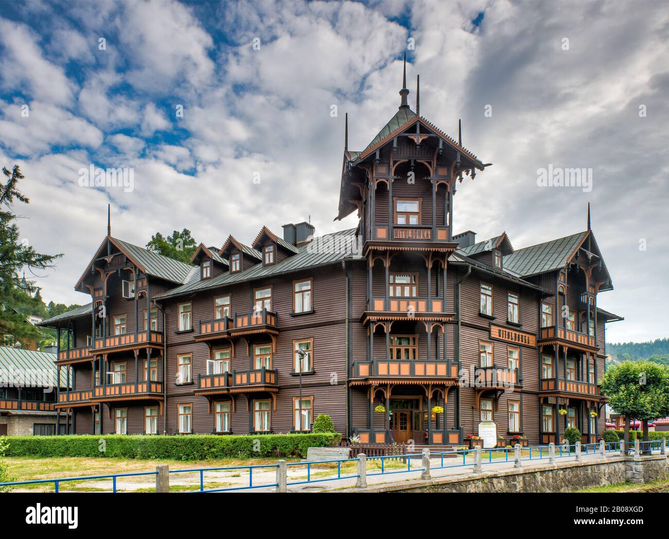 Pensjonat Witollowka, 1888, storico albergo in legno ispirato allo stile svizzero chalet, pensione in Krynica Zdroj stazione termale, Malopolska, Polonia Foto Stock