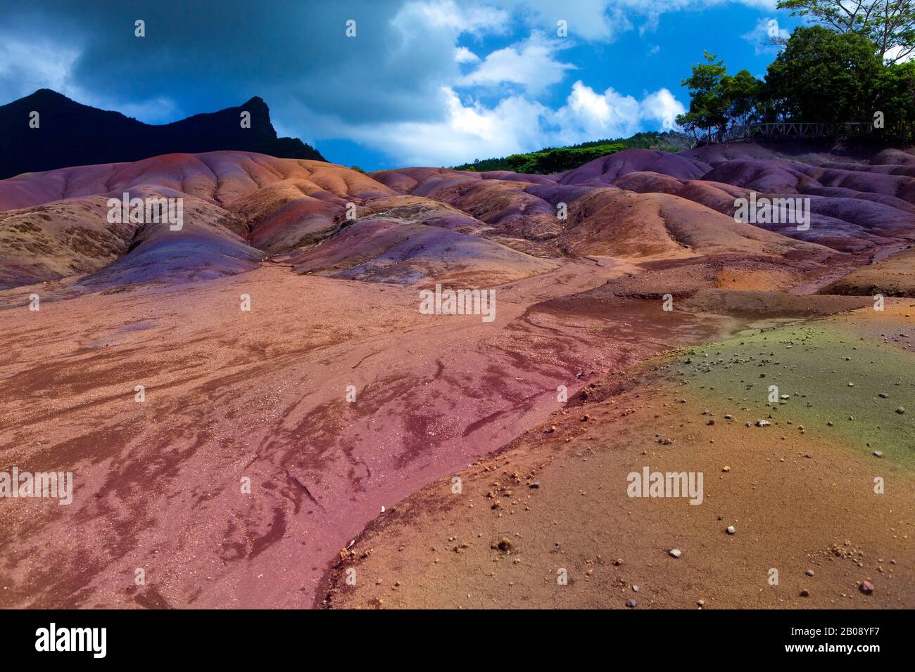 Seven Color Earth su Chamarel, il luogo turistico più popolare di Mauritius, Africa Foto Stock