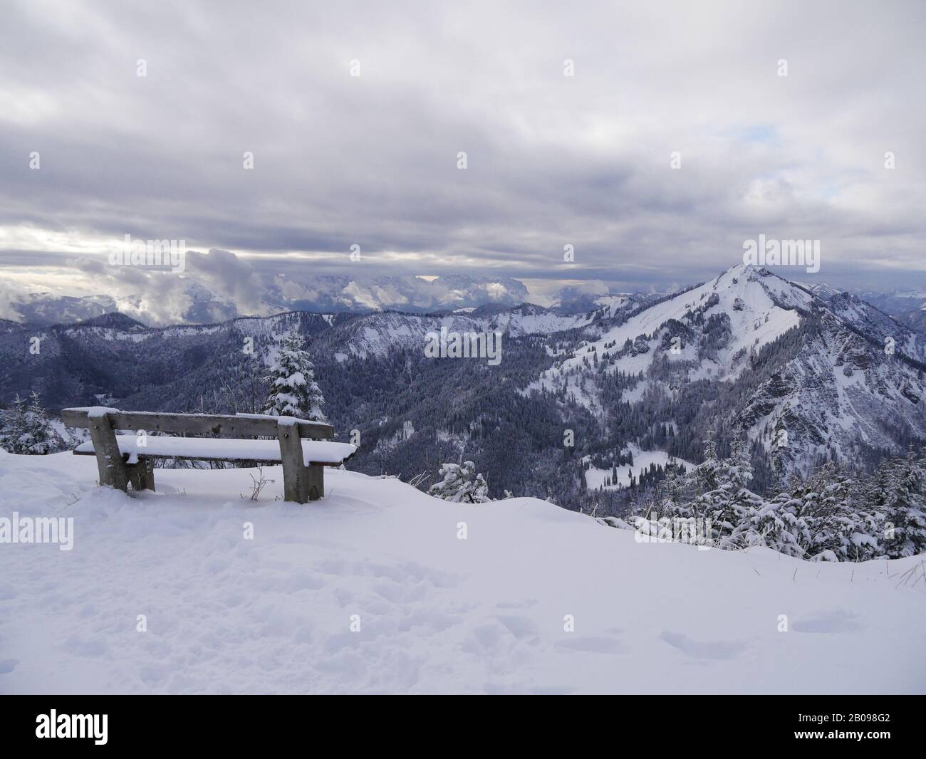 Hochfeln, Germania: Vista sulle Alpi del Chiemgau Foto Stock