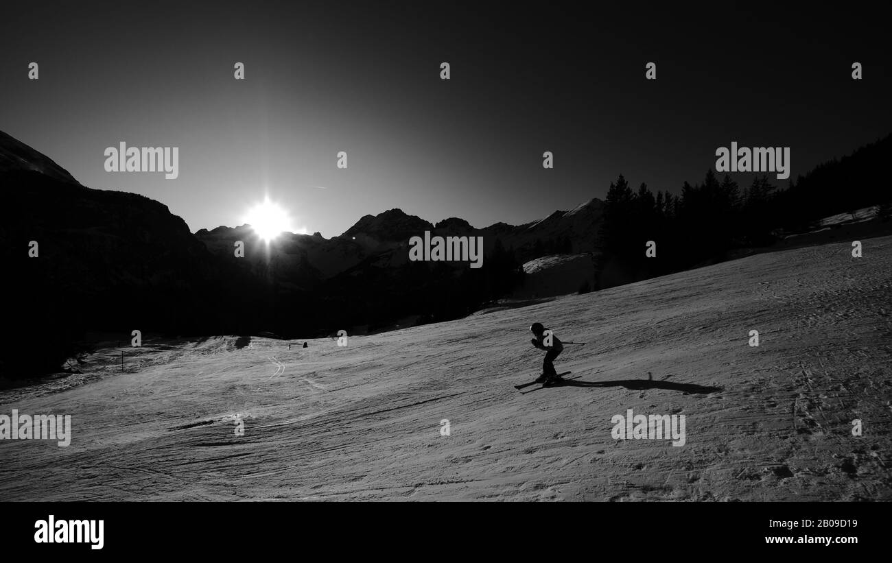 Kandersteg BE, Svizzera: Sciare nelle Alpi svizzere Foto Stock