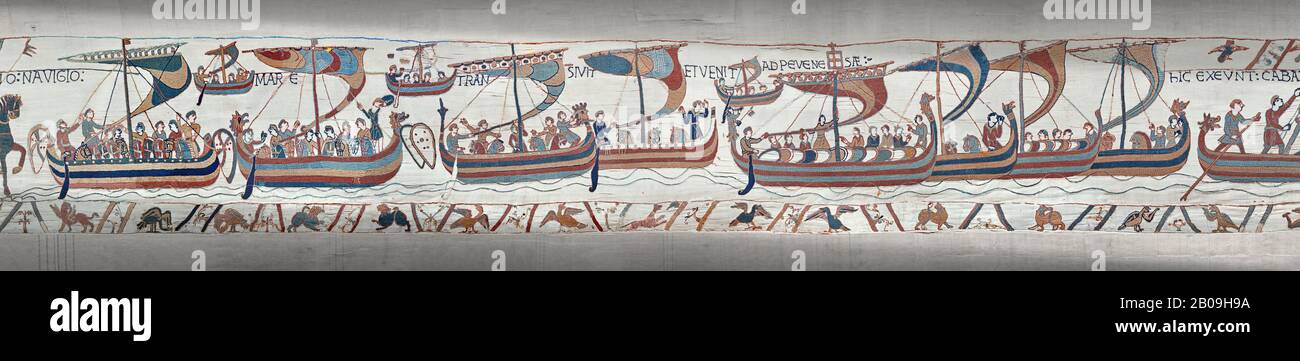 Bayeux Arazzo scena 38: Duke Williams flotta di invasione navi attraversare il canale in Inghilterra. Foto Stock