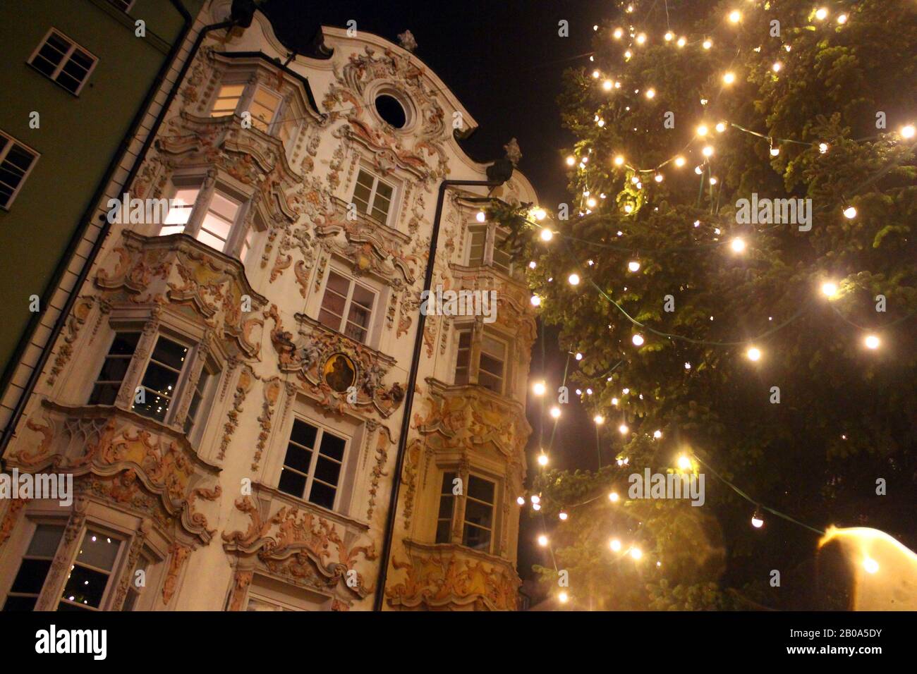 Luci di Natale nel centro di Innsbruck Foto Stock