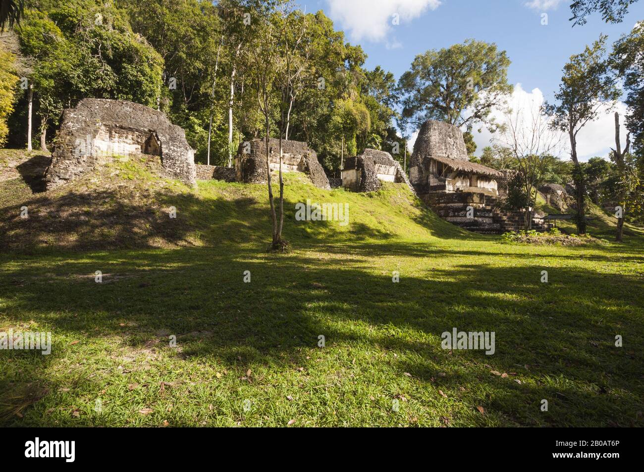 Guatemala, Parco Nazionale Di Tikal, Plaza Dei Sette Templi, Tardo Periodo Classico, 600–900 D.c.; Patrimonio Dell'Umanità Dell'Unesco Foto Stock