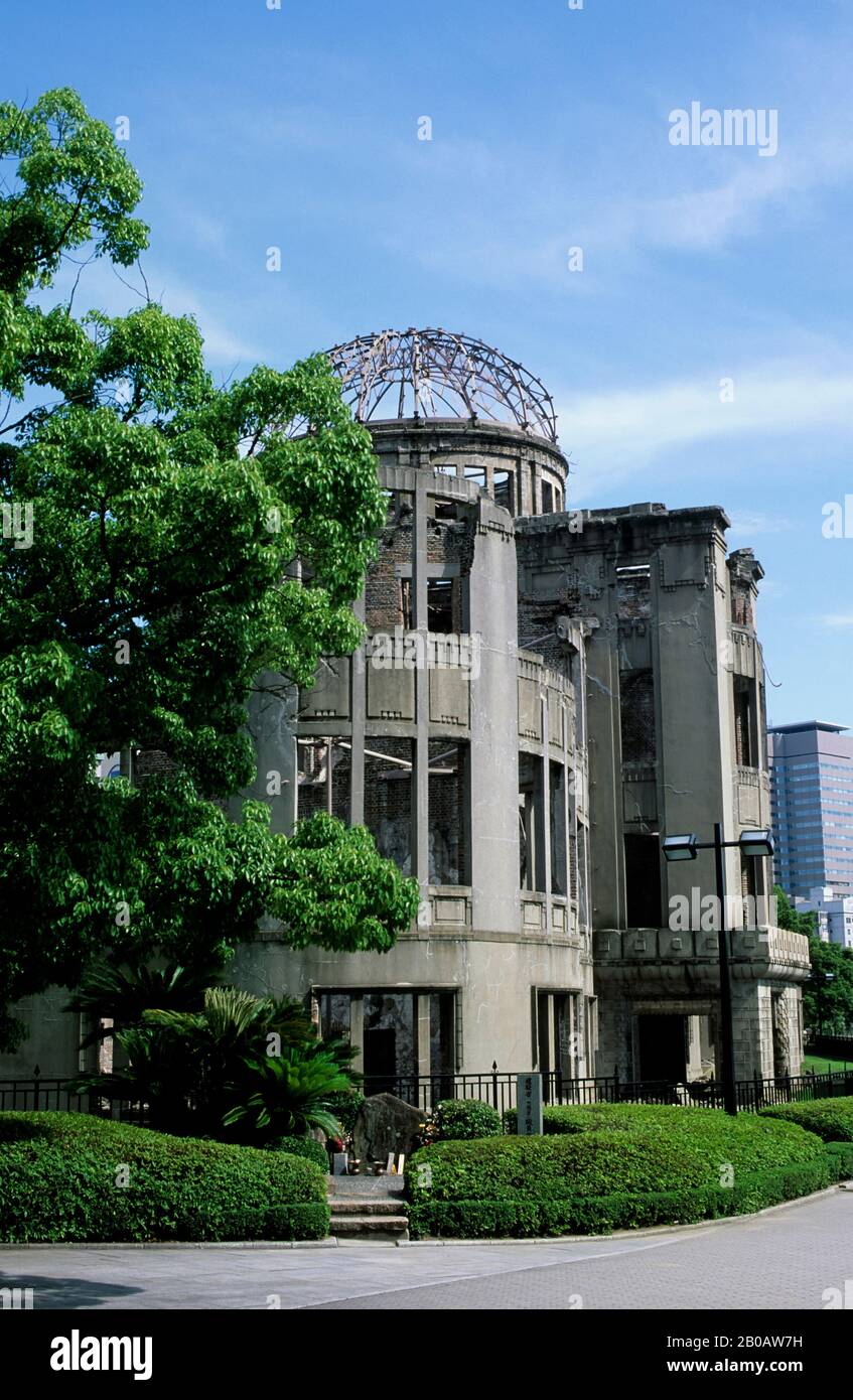 GIAPPONE, HIROSHIMA, UNA CUPOLA BOMBA (MEMORIALE DELLA BOMBA ATOMICA DELLA SECONDA GUERRA MONDIALE) Foto Stock