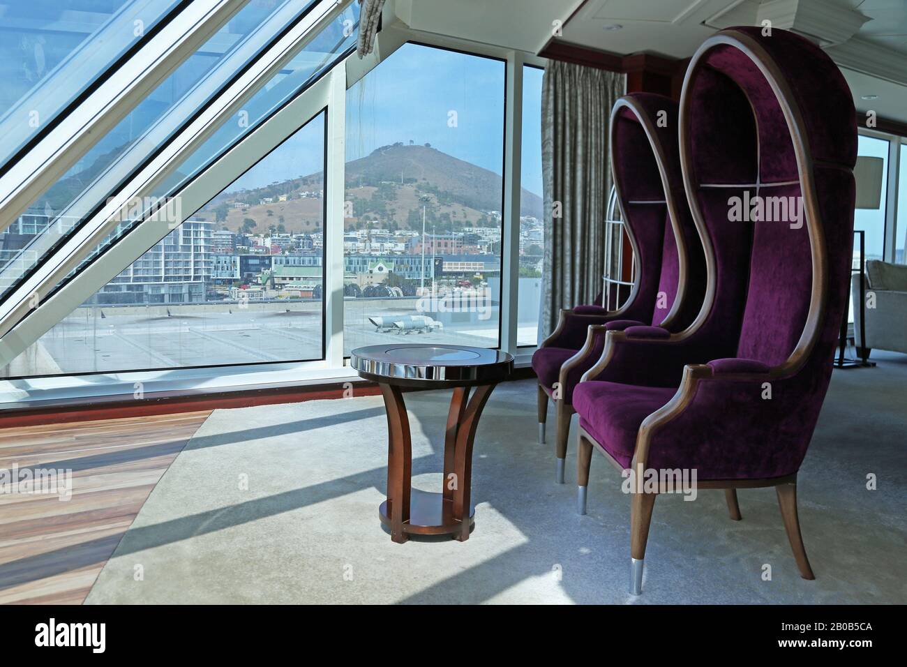 Soggiorno, Nave Da Crociera Azamara Quest, Città Del Capo, Table Bay, Provincia Del Capo Occidentale, Sud Africa, Africa Foto Stock