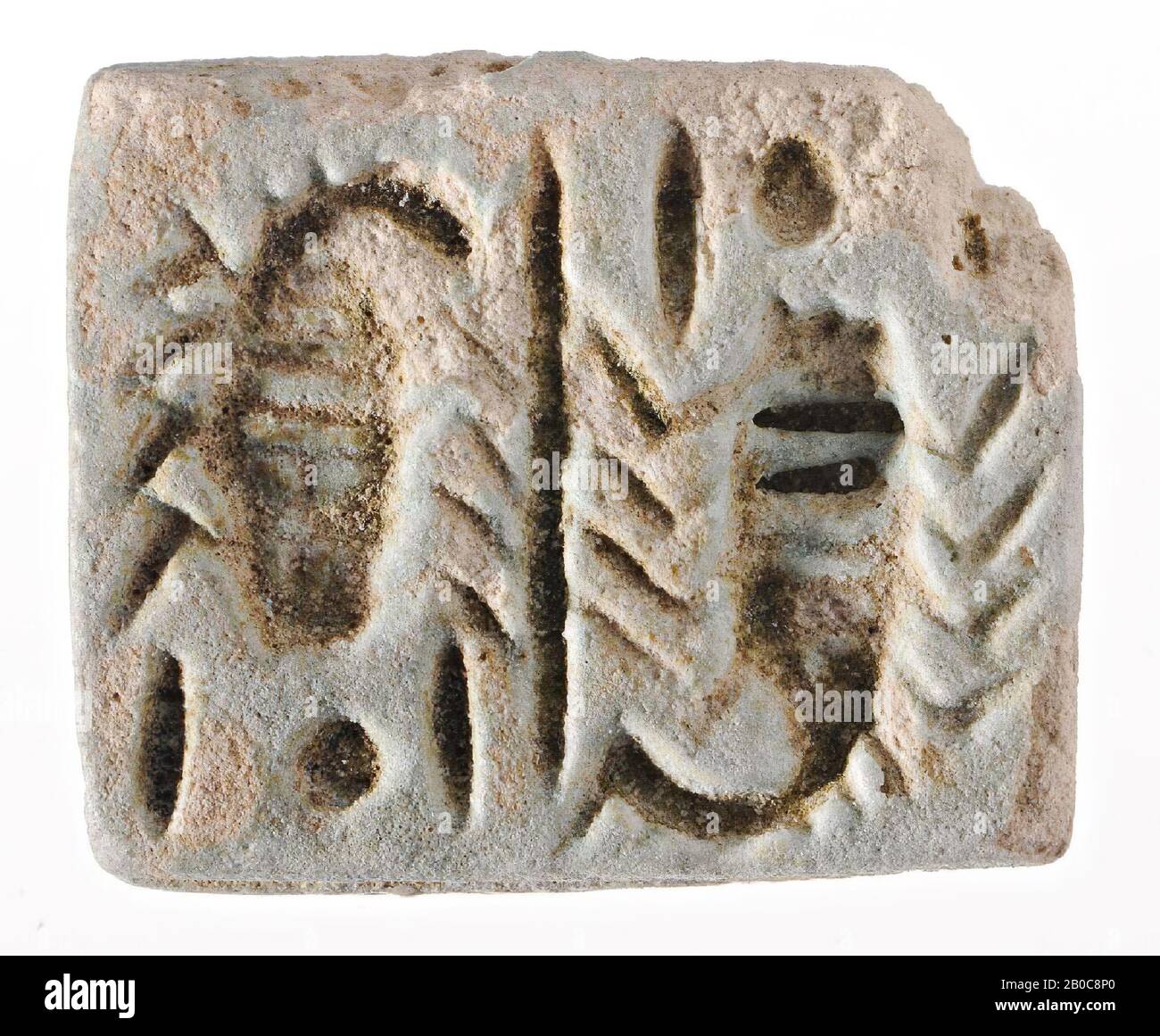 Placca, re, nemico, piuma, wedjatoog, scorpione, sigillo, placca, faience, 3 x 2,5 cm, tardo Periodo, Saitian Periodo, Egitto Foto Stock