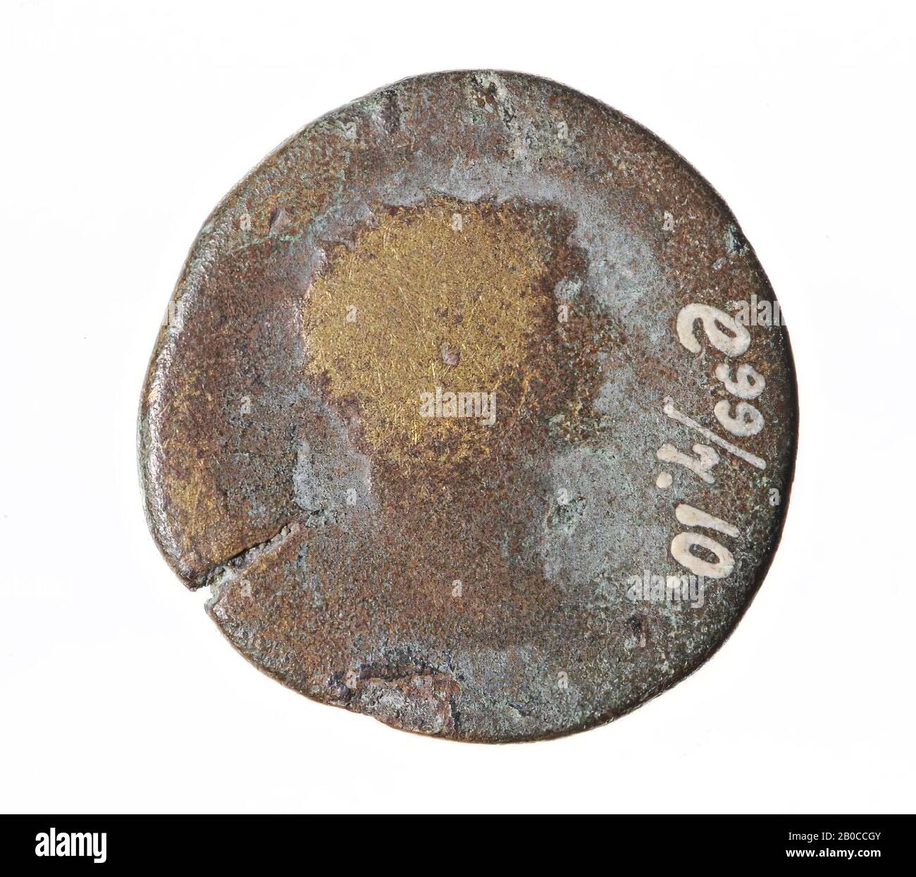 VZ: Testa con alone n.r., iscrizione non leggibile, Kz: Non ancora da identificare figura, moneta, dupondius, Traiano, metallo, rame, Diam. 27 mm, peso 10,88 gr, Roman 111-117, Paesi Bassi, Gelderland, West Maas e Waal, Leeuwen Foto Stock