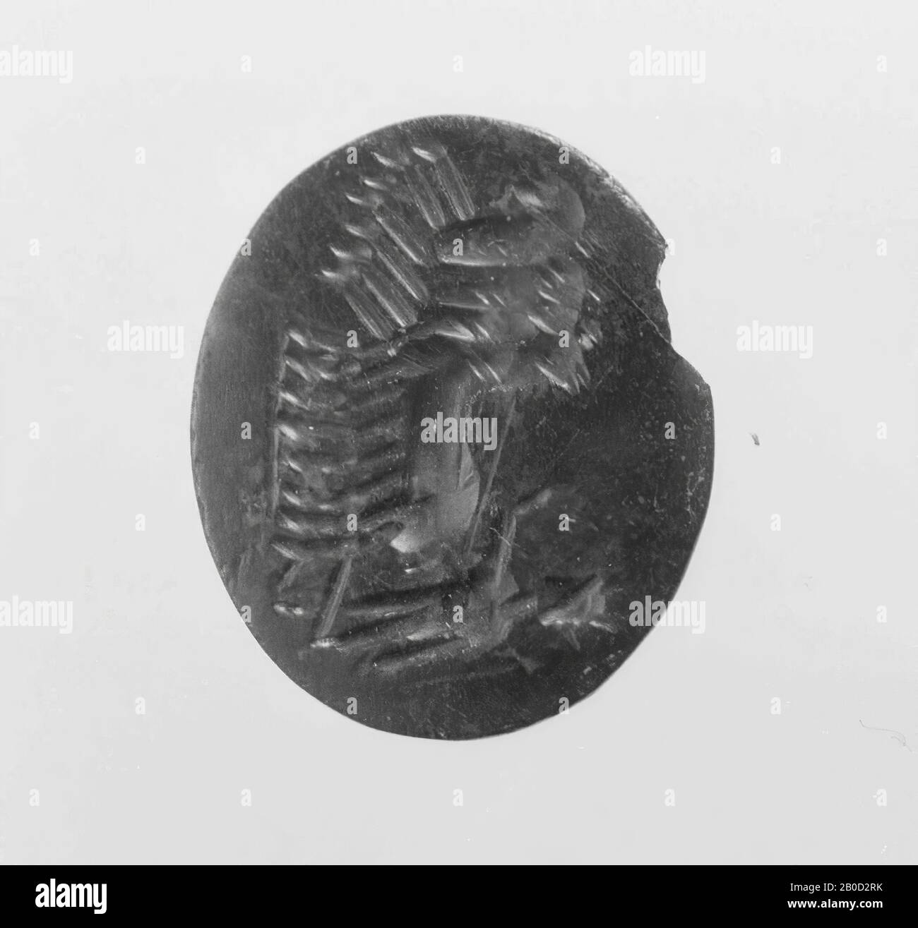 Gemme di eliotropo, finitura molto ruvida. Danneggiato su un lato. Sole-dio a cavallo a sinistra., Gemme, steen, eliotropo, 1,9 x 1,6 cm, roman 50-270 DC, Olanda, Olanda meridionale, Leidschendam-Voorburg, Voorburg, Arentsburg Foto Stock