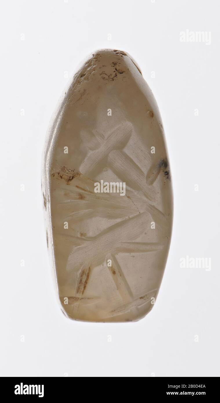 Uccello (?), Stamp, pietra, colore: Bianco grigio, Forma :, Lavorazione :, Metodo:, 18 x 25 x 12 mm Foto Stock