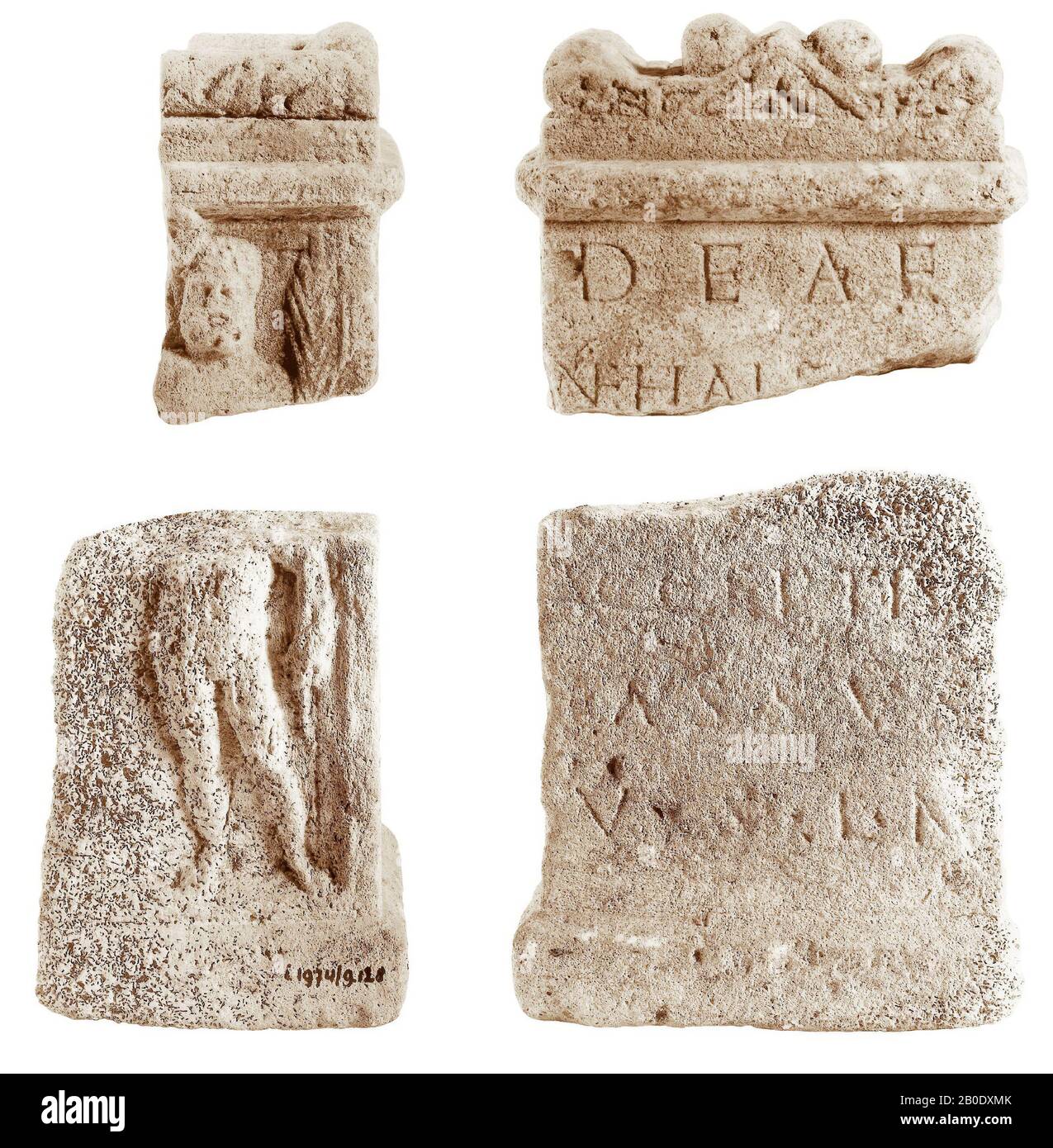 I Paesi Bassi periodo romano, altare, pietra, calcare, 18 x 19 x 10 cm, circa 10 kg, romano 150-250, i Paesi Bassi, Zelanda, Noord-Beveland, Colijnsplaat, Oosterschelde Foto Stock