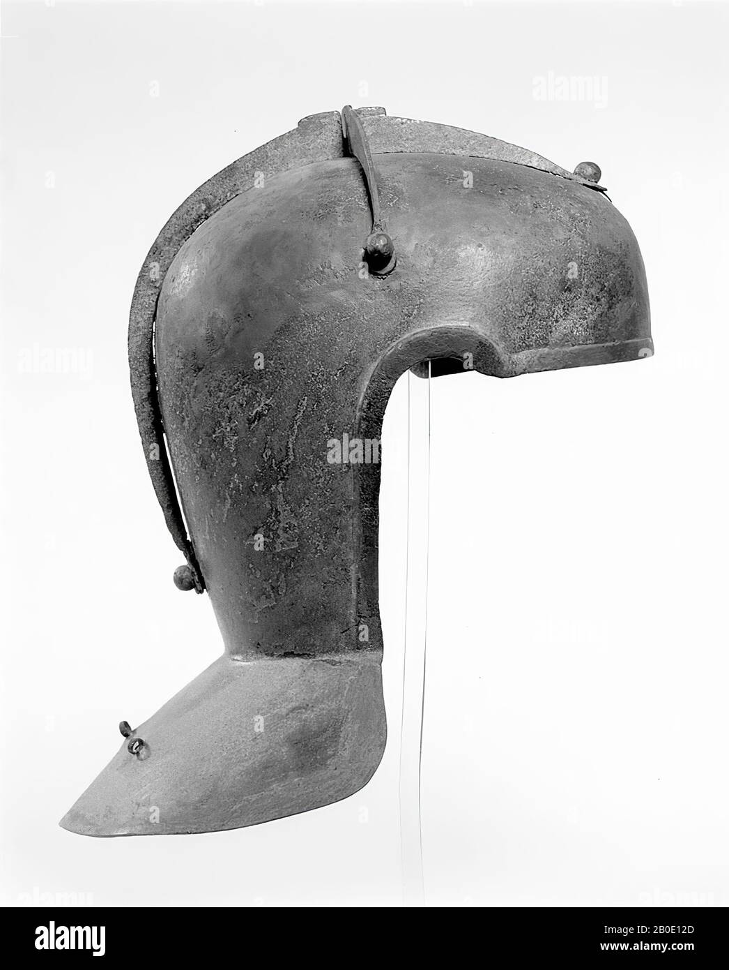 Epoca romana olandese, casco, metallo, bronzo, altezza, 48 cm, roman 100-200 d.C., Paesi Bassi, Utrecht, Utrechtse Heuvelrug, Amerongen, Rijn Foto Stock