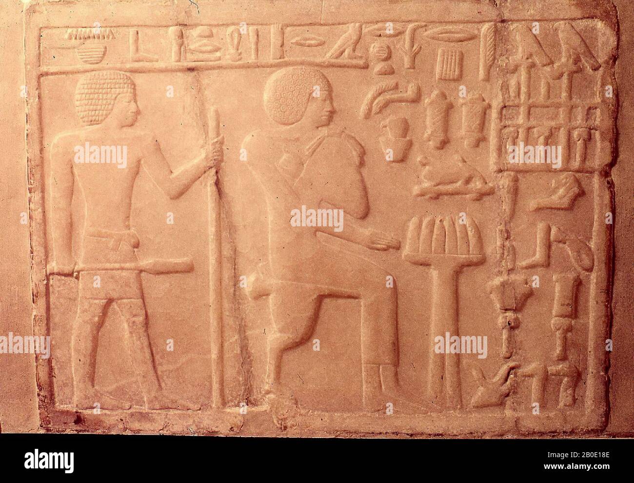 Egitto, stela, alabastro, 36 x 53 x 15 cm, 14 3, 16 x 20 7, 8 x 5 7, 8 in, c., 90 kg, Vecchio Impero, Dinastia 3rd, Egitto Foto Stock