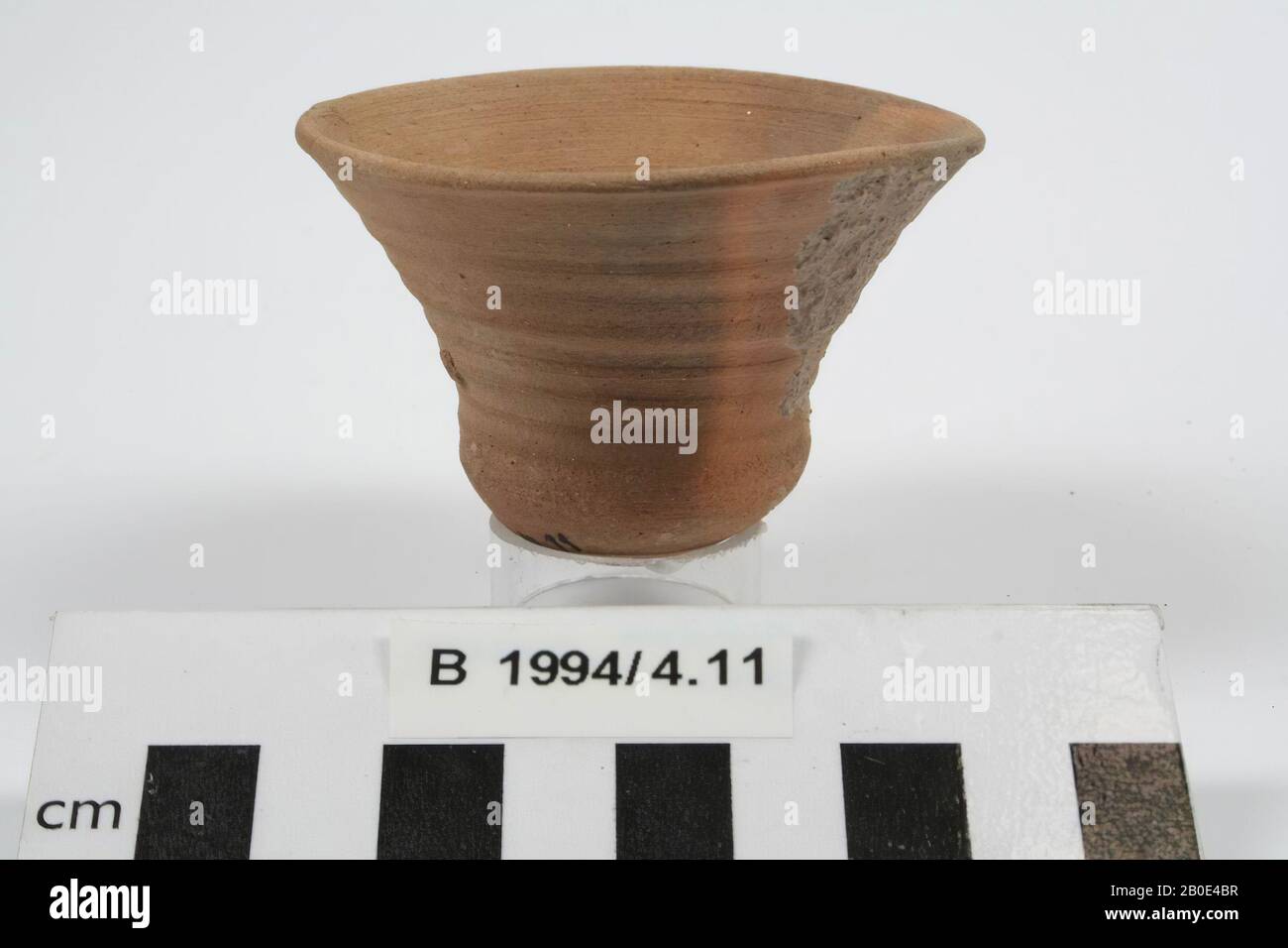 Vasellame, ceramica, H 4,9 cm, D 7 cm, età del bronzo precoce 2200-2000 a.C., Turchia Foto Stock