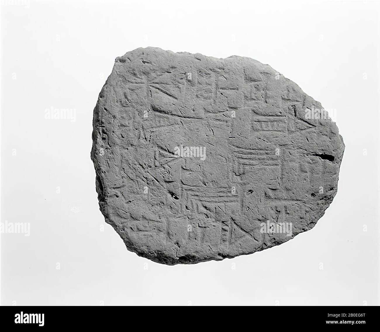 Elemento da costruzione, iscrizione, ceramica, L 11,5 cm, L 10 cm, H 2,5 cm, periodo neobabilonese 604-562 a.C., Iraq Foto Stock