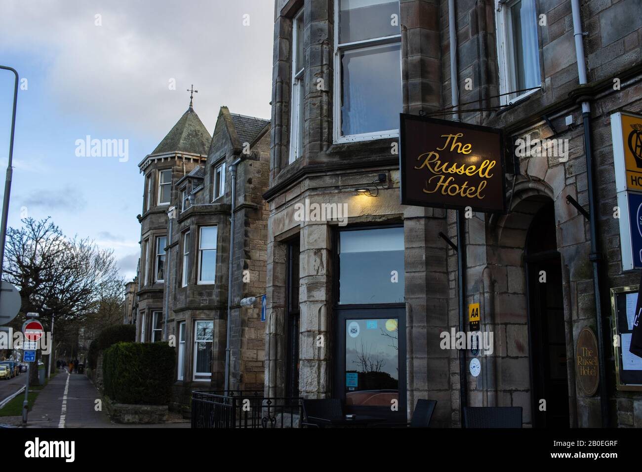 St ANDREWS, SCOZIA - 17/2/2020 - The Russell Hotel on the Scores Foto Stock