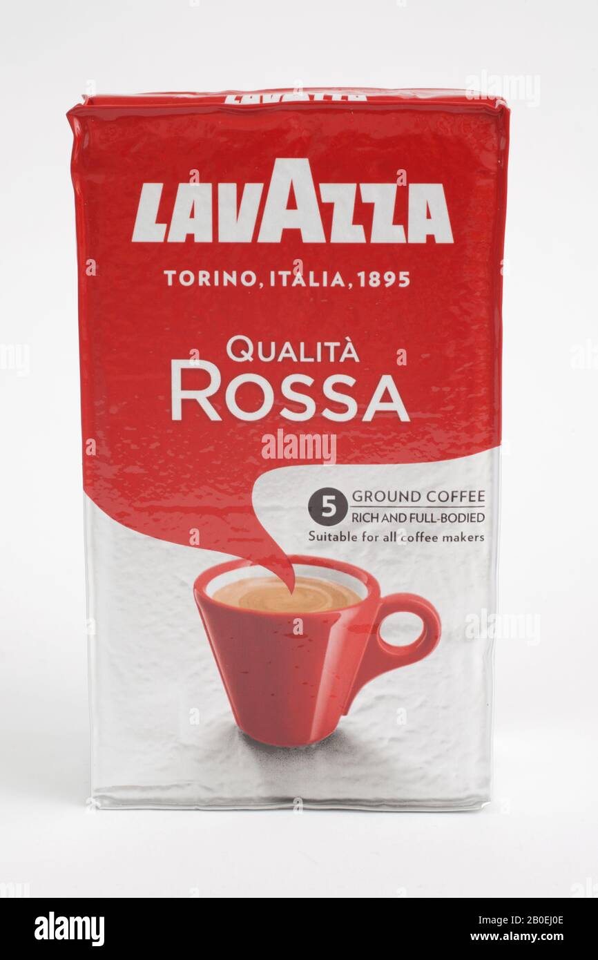 Un pacchetto di caffè macinato di Lavazza Foto stock - Alamy