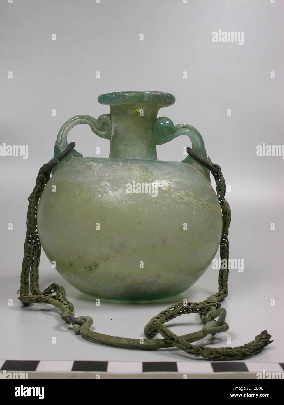 Olio di vetro bulboso a forma di aribalosi romano-siriana Foto Stock