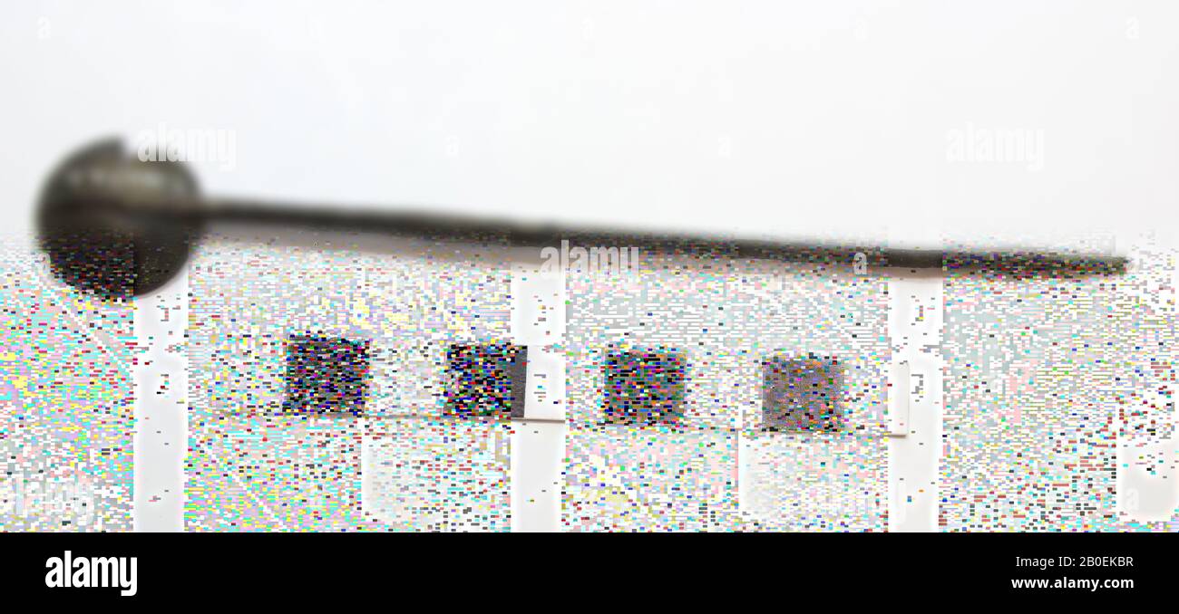 cucchiaio, metallo, bronzo, 13,2 x 2,0 x 0,6 cm Foto Stock