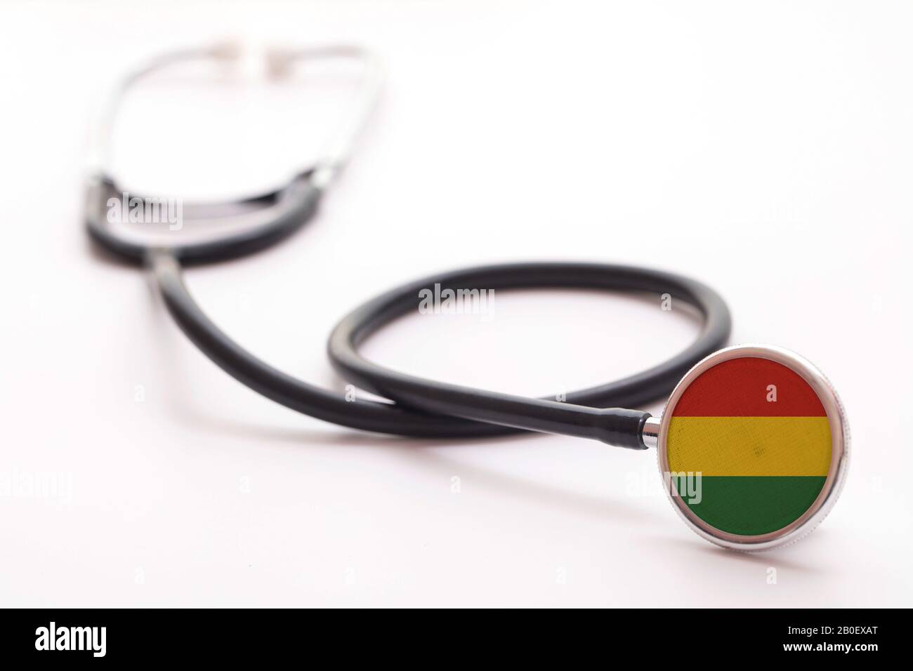 Bolivia concetto di assistenza sanitaria. Stetoscopio medico con bandiera del paese Foto Stock
