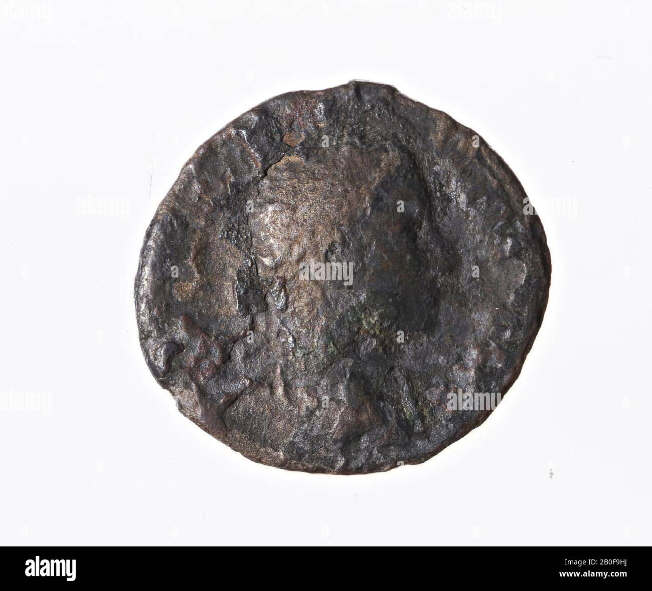 VZ: Busto immagine n.r., [IMP CM AUR SEV ALEXAND AUG], Kz: Emperor n.l. sacrificando, PM TRP VI COS II PP, moneta, denarius, Severus Alexander, metallo, argento, diam. 17x19 mm, peso 2,49 gr, roman 227, Olanda, Gelderland, Maasdriel, Rossum Foto Stock