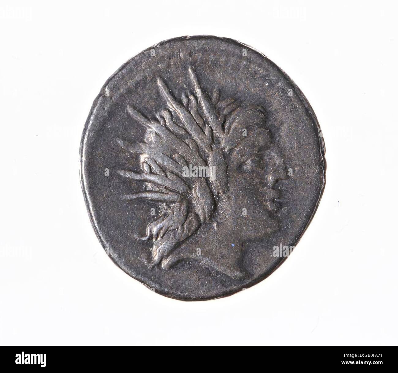 VZ: Testa di Sol n.r., Kz: Crescent con 4 stelle (originali 7), TRIO L. LVCRETI, moneta, denarius, L. Lucrezio Trio, metallo, argento, diam. 20 mm, peso 3,89 gr, romano BC 76, olandese, sconosciuto, sconosciuto Foto Stock