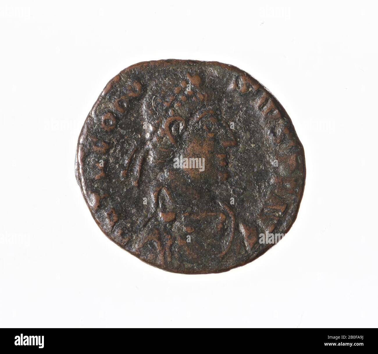 VZ: Busto imperiale r., Drappeggio, DN THEODO-SIUS PF AUG, Kz: Imperatore con labarum e prigioniero nr, GLORIA RO-MANORUM, in cut-off SM [..], menta, aes-III, Teodosio i, metallo, rame, Diam. 17 mm, peso 2,17 gr, roman 383-388, Paesi Bassi, sconosciuti, sconosciuti Foto Stock