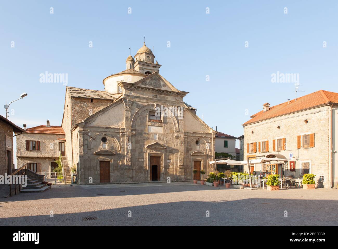 Chiesa Di Santa Maria Annunziata In Piazza Barbero, Roccaverano, Italia Foto Stock