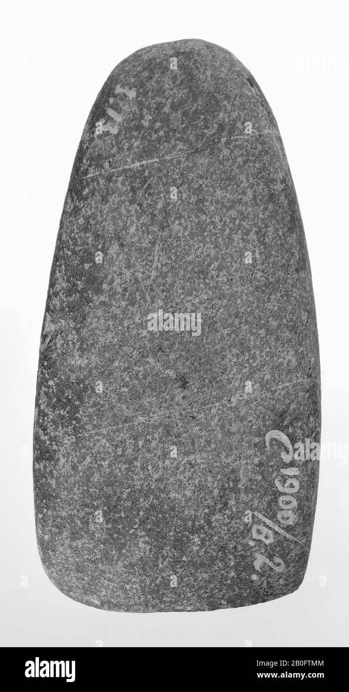scalpello di pietra completamente intatto, ascia, pietra, lunghezza: 9 cm, preistoria -4000 Foto Stock